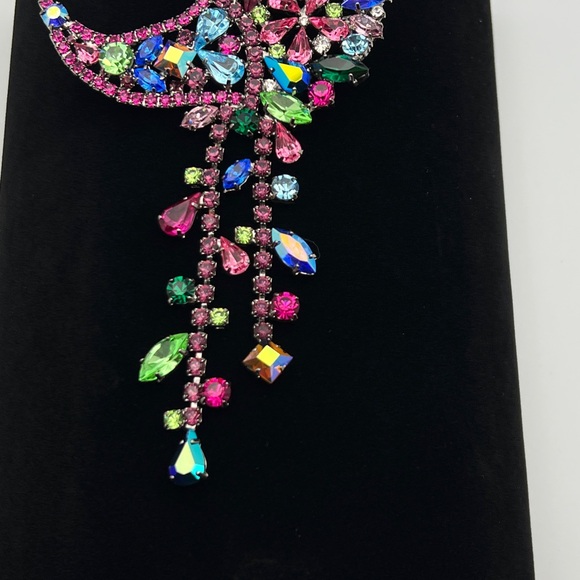 🌟NICKY BUTLER Fashion Multi Crystal Cornucopia Drop Brooch Limited NEW - Picture 6 of 14